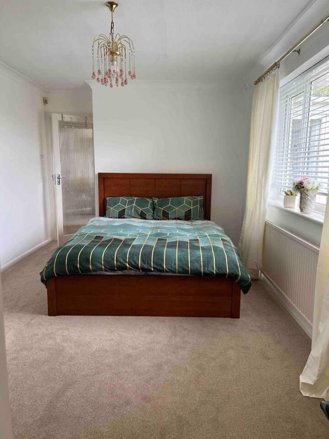 Holiday home 2 Bed Retreat With Amazing Sea Views In *