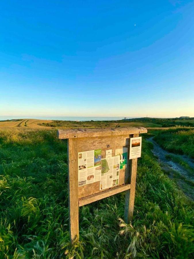 Holiday home 2 Bed Retreat With Amazing Sea Views In *