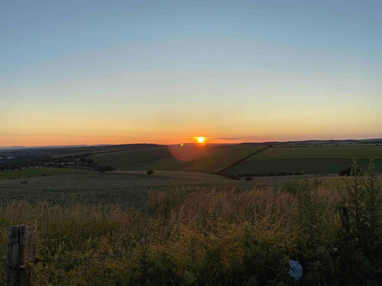 2 Bed Retreat With Amazing Sea Views In Holiday home *