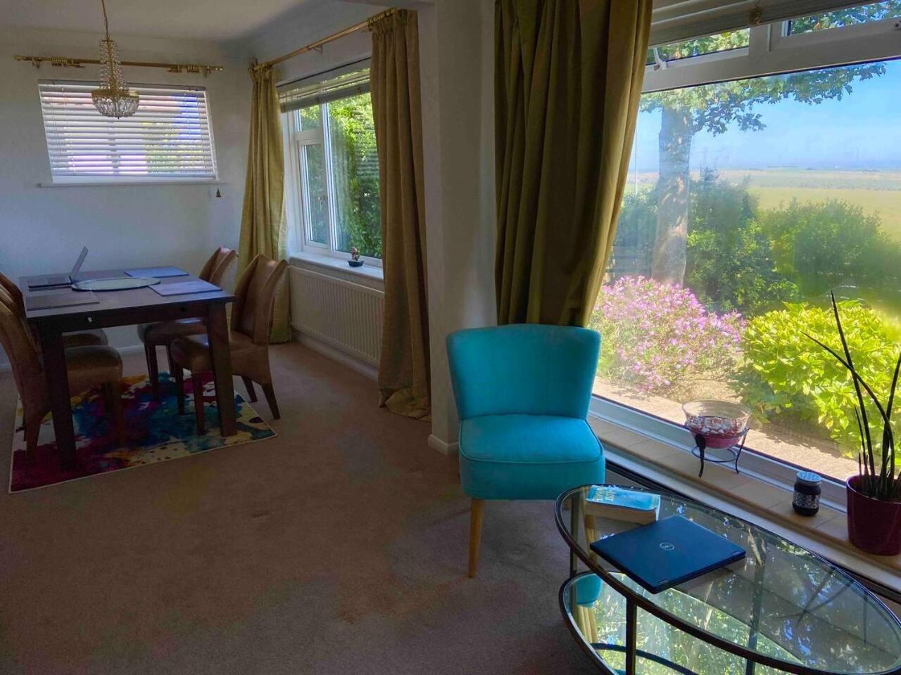 Holiday home 2 Bed Retreat With Amazing Sea Views In Brighton